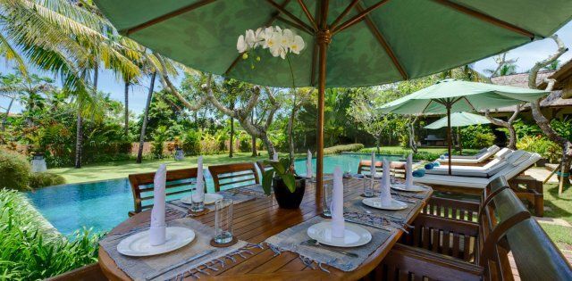 Villa Surya Damai, Alfresco Dining Terrace